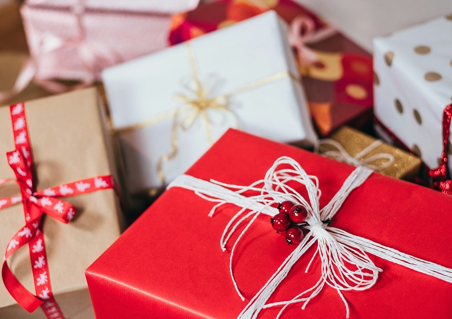 Tis the season to be returning: UK public set to return over £1billion of Christmas gifts