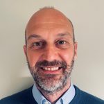 CO₂ Monitoring Explained: Comparing Traditional Monitors & IoT Sensors