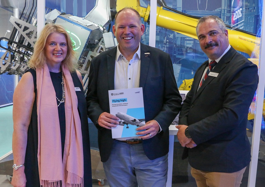 https://itsupplychain.com/wp-content/uploads/2026/07/The-AMRC-sets-out-policy-roadmap-at-Farnborough-Airshow-900-x-636-2.jpg