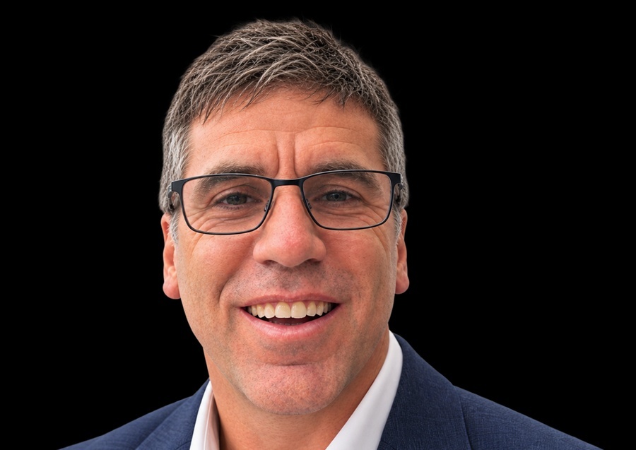 https://itsupplychain.com/wp-content/uploads/2026/10/Mike-Robinson-900x637-1.jpg